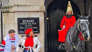 Tourist Gets CALLED OUT by Guard for Not Following the Rules at Horse Guards!