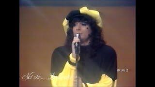 MEDLEY 1- La favola mia/Sogni di latta/Salvami - Renato Zero (Fantastico 3- 1982)