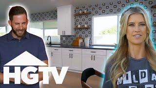 Christina Impresses Tarek With Trendy Design Choices | Flip Or Flop