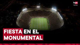 Hinchas de Universitario celebran tras el bicampeonato en el Monumental 