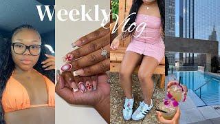 WEEKLY VLOG  Dallas rooftop pool, new hair & nails, cookout, juicing + more