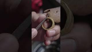 Dripping in 24K – radiate confidence,