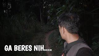 MAKAM ANGKER TENGAH HUTAN - LERENG GUNUNG KELUD KEDIRI