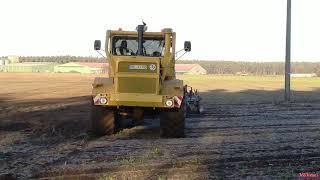 K700A mit B550 beim Pflügen der Winterfurche das Video