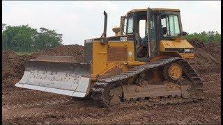 แทรกเตอร์ CAT D5M LGP งานทำถนน เสียงเดินฟังเพลินเลยครับ