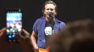 PEARL JAM  :  "Corduroy"  -  Viejas Arena  /  San Diego, California  (May 3, 2022)