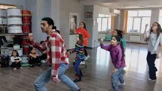 Jhoome Jo Pathaan - Kids Dance Video | Pathaan | Shahrukh Khan | Deepika Padukone