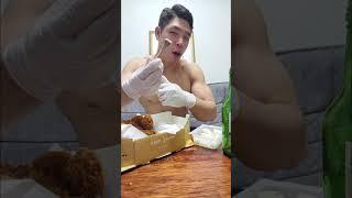 닭다리 한입 컷ㅋㅋㅋ