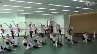 Beautiful Chinese Dance Training 3