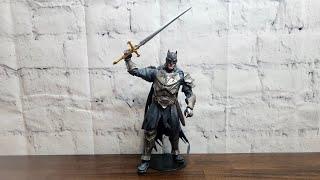 Den Knight Collectibles Episode 152: McFarlane Knights of Steel Batman figure (Unboxing and Review)