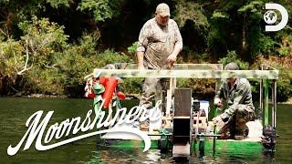 Stranded On the Raft | Moonshiners | Discovery