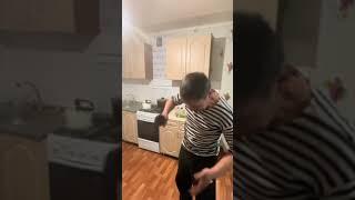 ВДВ - Вам не Минздрав,по 2 раза предупреждать не станет!!!)))