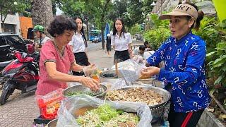 Xe miến măng gà xé lòng mề nổi bật nhất Sài Gòn, chị chủ hai tay thoăn thoắt múc không kịp