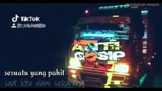 Truk cabe kapten oleng