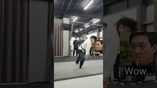 제자들이 한 번 덤벼 보려면 20년 걸릴 듯 #shorts