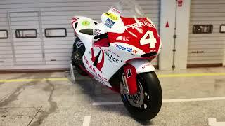 Ducati Desmosedici GP7 No.4 Alex Barros MotoGP 2007 made by Altaya in scale 1:12 diecast motorcycle
