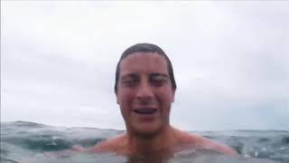 Bear Grylls Endonezya Adasında Serbest Dalış ile Vatoz Avlıyor