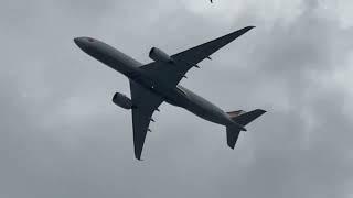 Philippine Airlines a350-900 takeoff from Manila