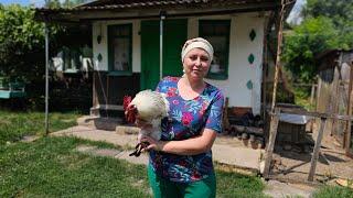 One Woman's Surprising Village Life in Ukraine! Watch How She Prepares Lunch!