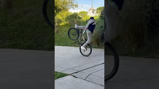 CRAZY WHEELIE FAIL#bikelife #wheelies #fail #funny #bikestunt #biking #wheeliebike #mafiabikes