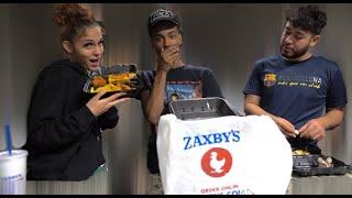 ZAXBY'S MUKBANG  *AM I OFFICIALY APART OF THE BANANA CREW* 