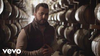 Tyler Farr - Whiskey in My Water