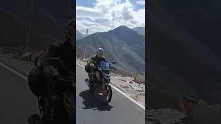 #shorts #riderekansh #youtubeshorts #ladhakh #spitivalley #kaza #leh #rohtang #hondaxblade