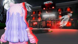 I Stayed OVERNIGHT in a HAUNTED GHOST HOTEL.. (Brookhaven RP)