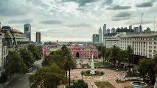 Casa Rosada en un día