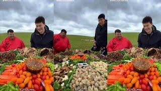 蒙古全羊宴！恩克和东北大个一起吃肚包肉！ #野营 #烹饪 #蒙古