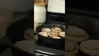 English muffins #homemaker #homemaking #sahm #slowliving #stayathomemom #simpleliving #shorts