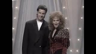 1992 Country Music Awards - Hosted by Reba McEntire & Vince Gill