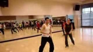 nick har dancing