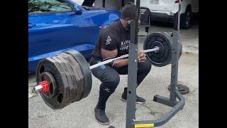 Kevin Oak 605 Lbs / 275 Kg Zercher Squat