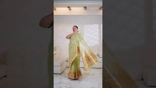 Dolly Jain draping a saree with a border