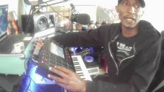 Making A  Boom Bap  Sample beat on MPC Live MPK 37 KEY