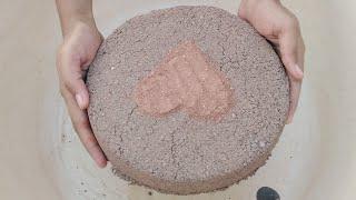 ASMR:Grainy reddirt cakes crumbling in water️subscribe for more