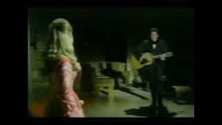 Johnny Cash and Lynn Anderson - I've Been Everywhere