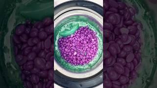 I love the color mixing #yeelen #waxbeads #yeelenwax #hardwax #asmr #waxing #hairremoval  #wax