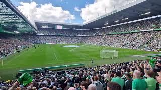 Amazing Atmosphere - 60,000 Celtic Fans singing Grace | Celtic vs Aberdeen (2-0)