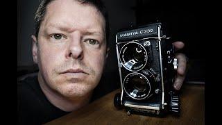 Mamiya C330 review - amazing camera! Very well engineered medium format TLR shooting 6x6 on 120 film