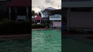 Mandi Kolam Air Panas di Sumaru Endo - Remboken