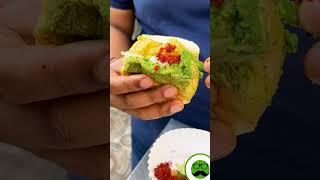 Rajkot Famous Vada Pav & Dal Vada | Raghuvanshi Vada Pav | Veggie Paaji #streetfood #foodshorts