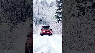 JEEP WK IN THE SNOW #overlandingdj #jeepgrandcherokee #jeepwk #snowwheeling #shorts