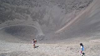 爬進Cinder Cone死火山口：拉森火山國家公園（Lassen Volcanic National Park）