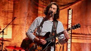 Hozier Makes 'Sweet Music' with His Latest Performance