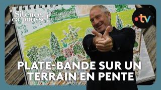 Pas de panique / 2 ans après : plate-bande romantique sur un terrain en pente - Silence, ça pousse !