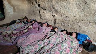 Surviving the Cold: A Morning in the Life of an Afghan Village Family Living in a Cave