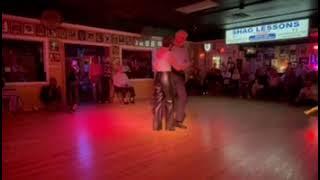Loafers Beach Club Contest - Bruce Yates & Barbara Banks - Sr. Pro Division