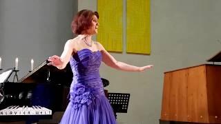 Gina Sanders and Vladimir Romanov perform Nobles Seigneurs by Meyerbeer.